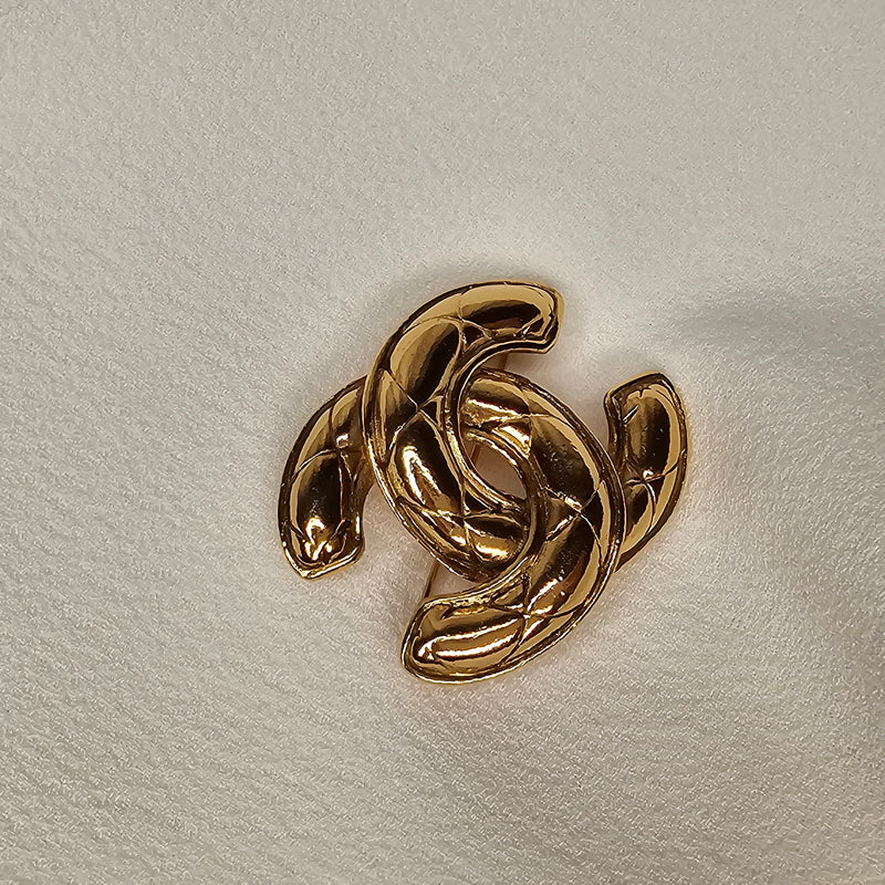 CHANEL Iconic Vintage Brooch